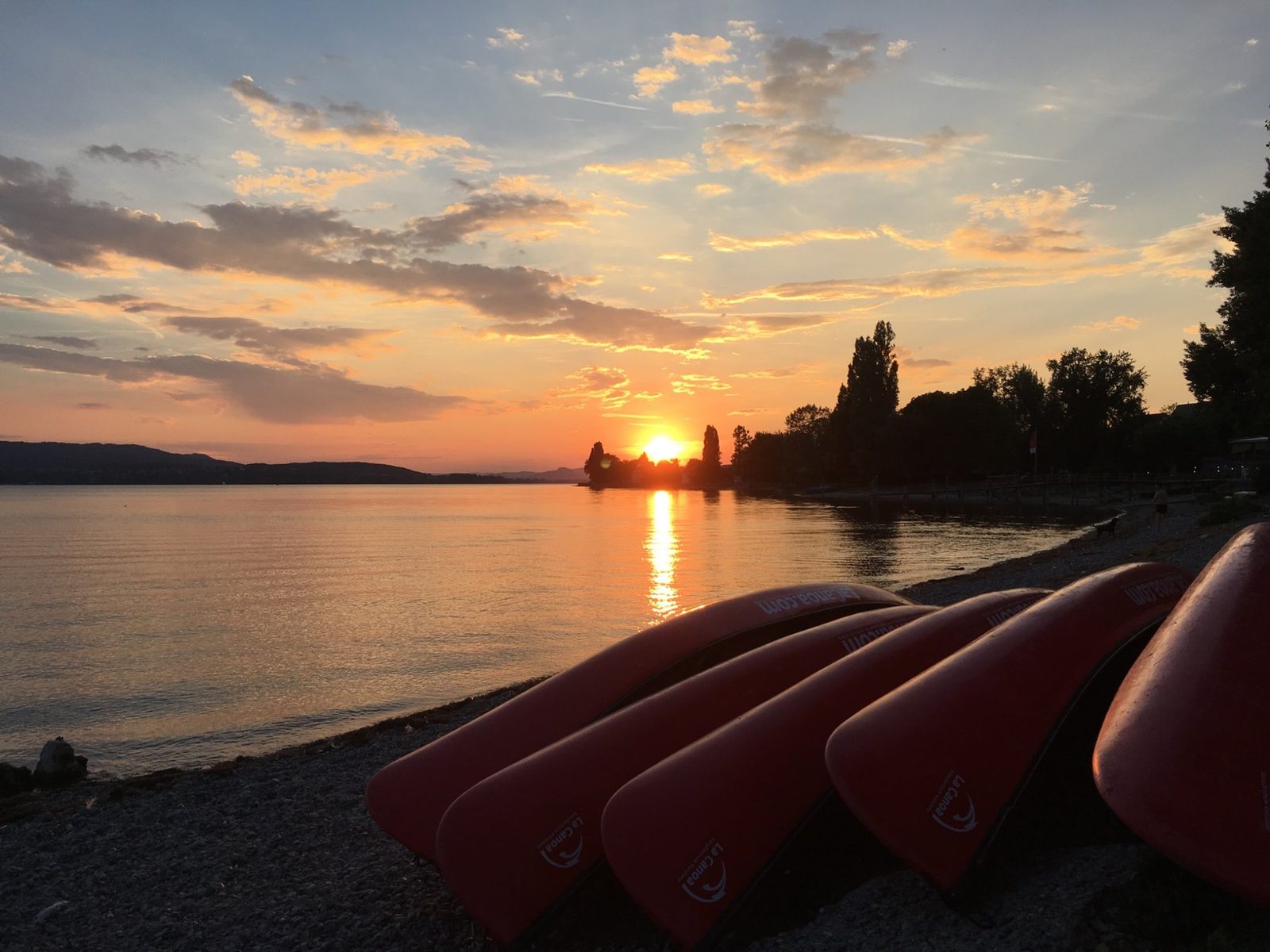 Sonnenuntergang bei den Kanus